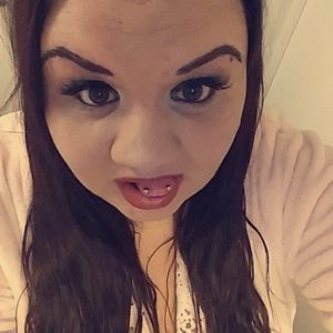 Meet your Posher, Brittney lee